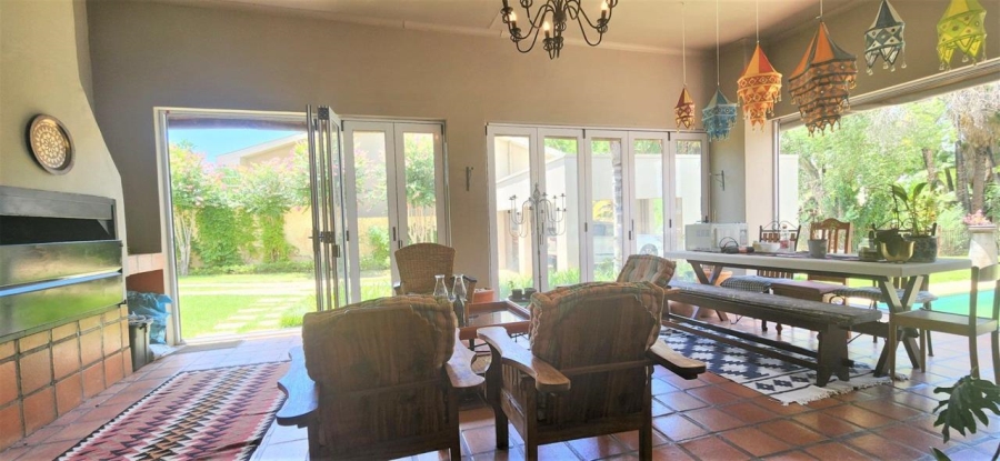 5 Bedroom Property for Sale in Die Rand Western Cape